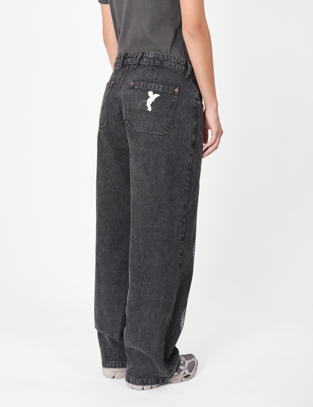 TOKEN 4U Alphabet City Jeans Peace Blade