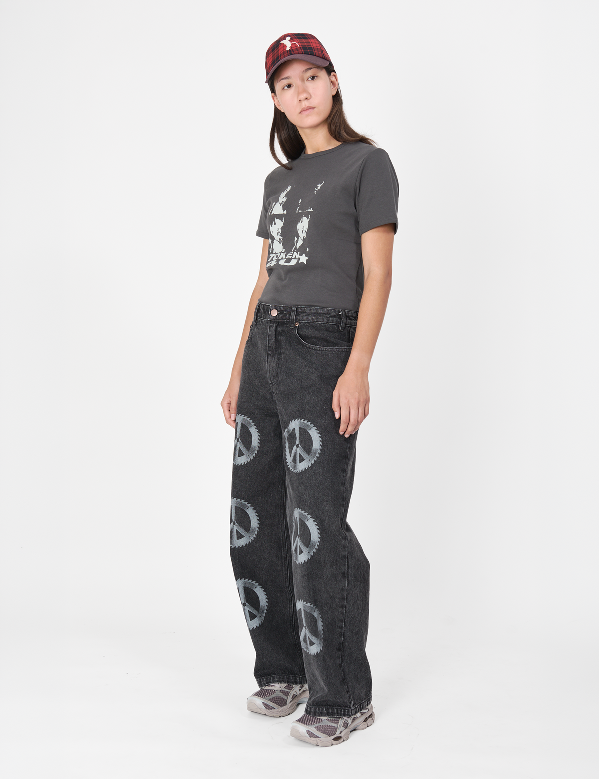 TOKEN 4U Alphabet City Jeans Peace Blade