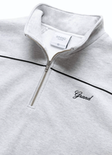 Cargar imagen en el visor de la galería, GRAND COLLECTION Quarter Zip Sweatshirt Ash Grey
