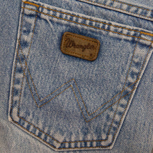Load image into Gallery viewer, VINTAGE &#39;90s MADE IN USA WRANGLER JEANS BLUE
